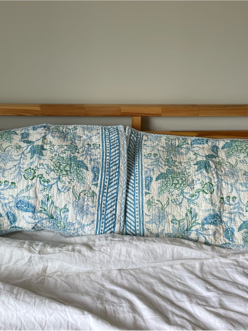 NWOT 2pc Sigrid Olsen Floral Quilted standard Pillow Shams